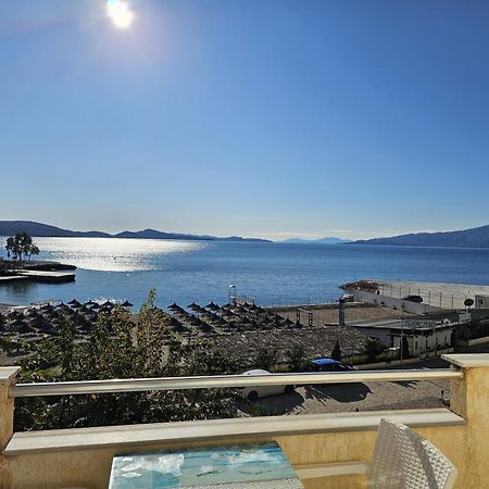 Svein Apartment Sarandë Exteriör bild